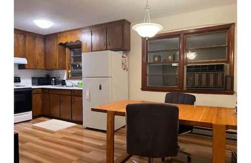 Creedmoor Cabaña | Piney Woods Two Bedroom Cottage By The Lake