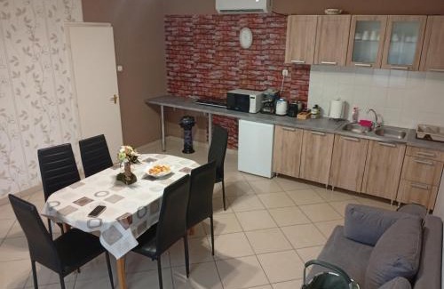 Soltvadkert Apartamento | Pingpong Apartman