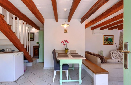 Kastelir Casa | Pinia I+II by Interhome