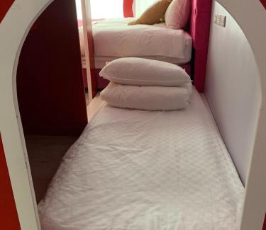 Dongshan Casa | Pink Castle House