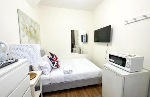 Whitechapel Casa | Pink Door Guesthouse