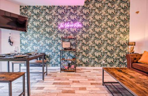 Chauconin-Neufmontiers Casa | Pink House near Disneyland