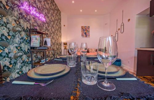 Chauconin-Neufmontiers Casa | Pink House near Disneyland