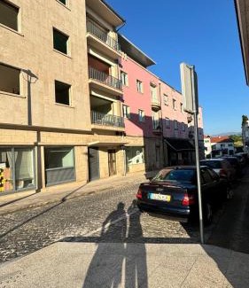 Moncao Apartamento | Pink House