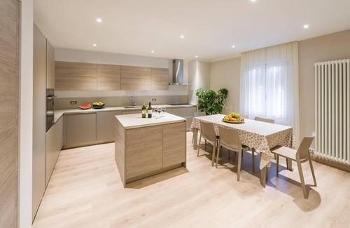 Brez Apartamento | Pink Lady Spacious Apartment in Brez