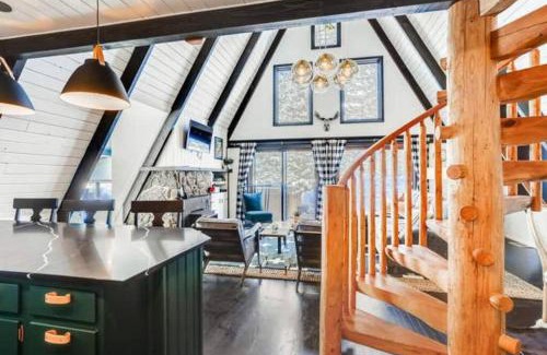 Blue River Casa | *Pink Moon Blue River* Retro A-Frame