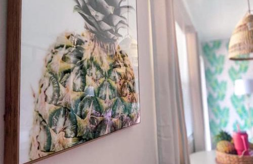 Singer Island Apartamento | Pink Paradise at Seascape. Getaway by the beach!