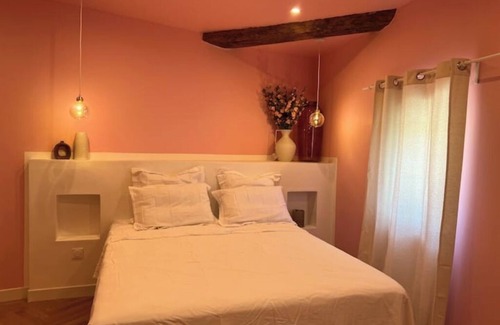Anduze Cama Y Desayuno | Pink Room - La Vie en Rose