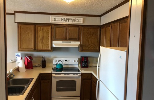 Banner Elk Condominio | Pinnacle Inn Resort 2br / 2ba Condo w / piscina cubierta - Beech Mountain, NC