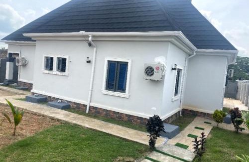 Ijare Apartamento | Pinnacle-Plus Service Apartment