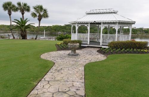 Sunnyside Casa | Pinnacle Port B2-308