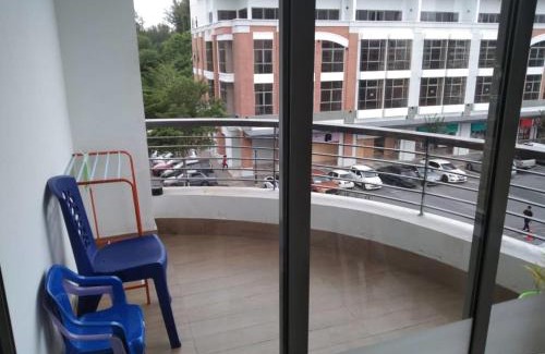 Miri Apartamento | PINTARMAN FAMILY SUITES @ MIRI TIMES SQUARE