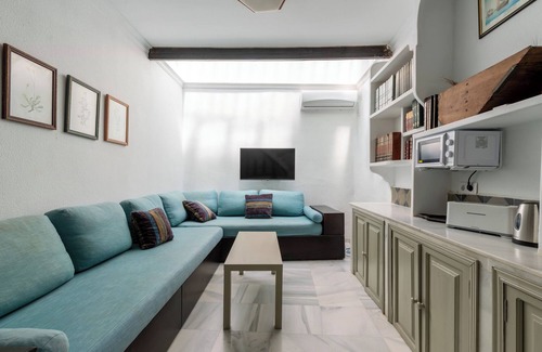 Cantillana Apartamento | Pintor López Cabrera 4