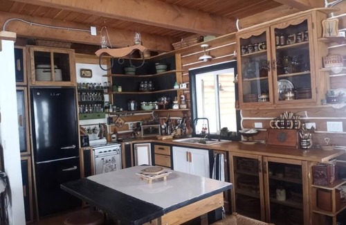 Orderville Cabina | Pinyon Ridge Ranch Near Zion National Park. Private Hot Tub, incredible stargazi