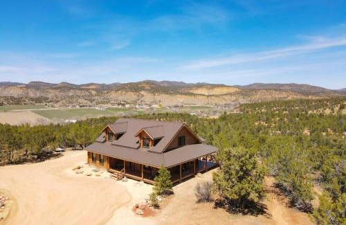 Orderville Casa | Pinyon Ridge Ranch Near Zion NP Hot Tub Pets OK