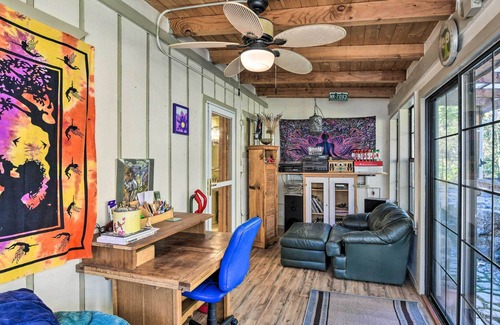 Glencoe Cabina | Pioneer Cabin Retreat w/ Grill & Mtn Views!