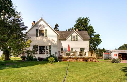 Sanborn Casa | Pioneer-Era Retreat in Sanborn with Museum Access