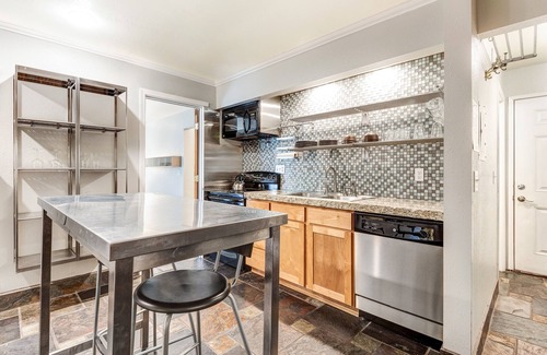 Bend Hotel | Pioneer Park Rentals