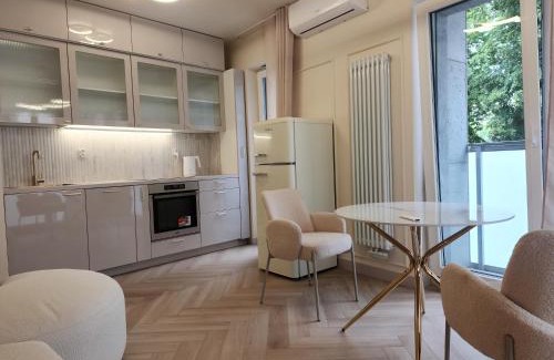 Srodmiescie Apartamento | Piotrkowska.eu Apartament Romantica