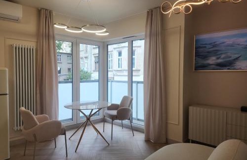 Srodmiescie Apartamento | Piotrkowska.eu Apartament Romantica