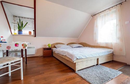 Kiskunmajsa Apartamento | Pipacsos Vendégházak
