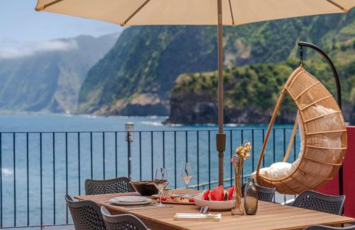 Porto Moniz Casa | Pipas do Avô - Seixal by An Island Apart