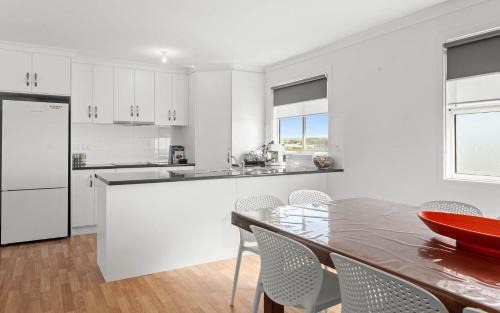Goolwa Beach Casa | Pipi's Goolwa Getaway