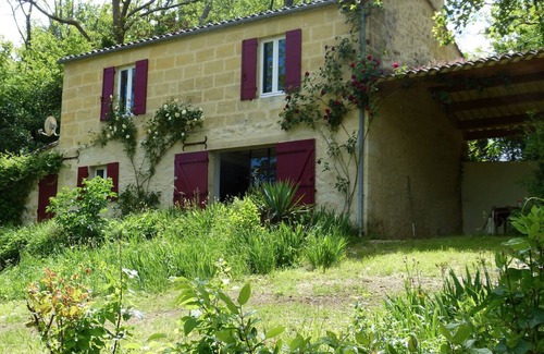 Saint-Philippe-dAiguille Casa | PIQUEROQUE: Un remanso de paz entre viñedos y bosques.