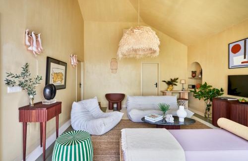 Santa Maria Maior Casa | Pirate House Sea front Private Pool Garden Funchal