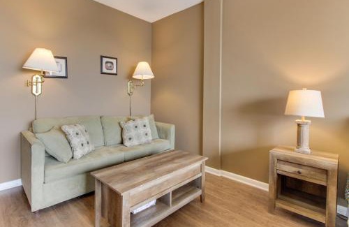 Fort Walton Beach Hotel | Pirates Bay A307