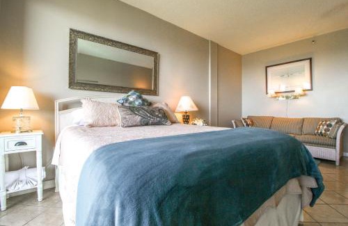 Fort Walton Beach Hotel | Pirates Bay A402