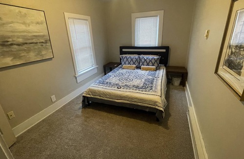 Saint Marys  Allen County Apartamento | Pirates Cove! Furnished pet friendly apt. w/ free in unit washer/dryer and wifi