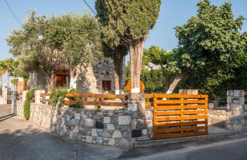 Ampavris Casa | Pirgali Stone house