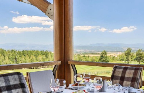 Razlog Complejo | Pirin Golf Private Apartments & Studios