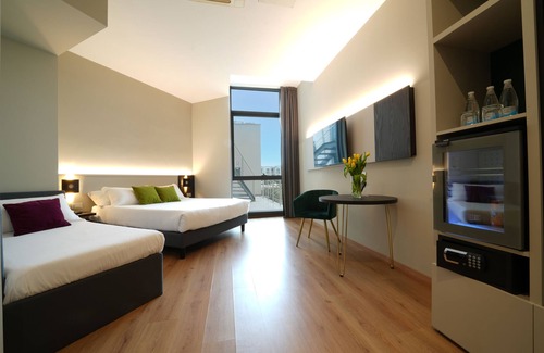 Pisa Hotel | Pisa Tower Plaza