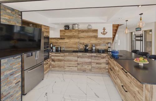 Penmarch Casa | Piscine, jacuzzi et grande terrasse pour 7