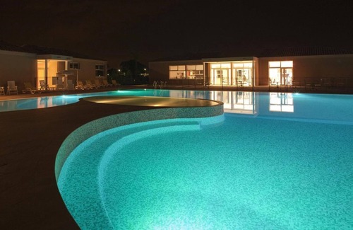 Aubignan Casa | Maison chaleureuse | accès aux piscines, clubs d'enfants et fitness!