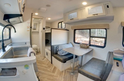 Balsam Grove Casa | Pisgah Camper Hot Tub & Fire Pit