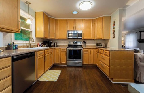 Candler Casa | Pisgah Park Hideaway w/Hot Tub & Mountain Views
