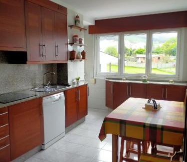 Valdovino Apartamento | Piso 4 habitaciones Valdoviño cerca de la Playa