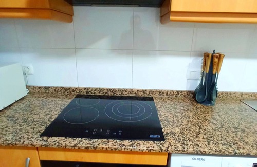 Catarroja Apartamento | Piso ideal para familias, hasta 8 personas, fácil aparcar