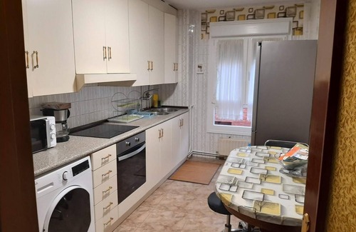 Distrito Llano Casa | PISO CÉNTRICO MUY BUENA ZONA, CERCA DE LA PLAYA