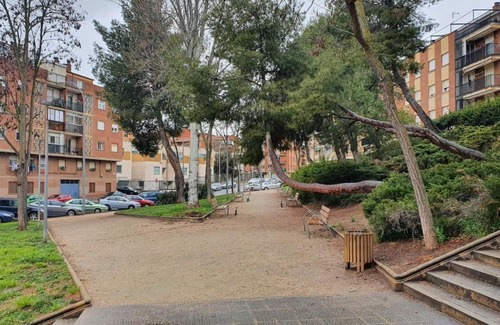 Blanco Apartamento | Piso con amplia terraza gratis parking en la calle cerca petfriendly