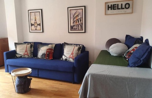 Blanco Apartamento | Piso con amplia terraza gratis parking en la calle cerca petfriendly