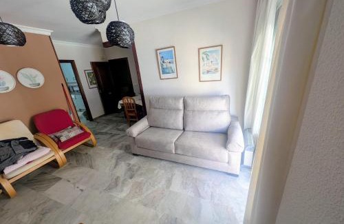 Punta Umbria Apartamento | Piso de 3 habitaciones en el centro de Punta Umbria recién renovado!