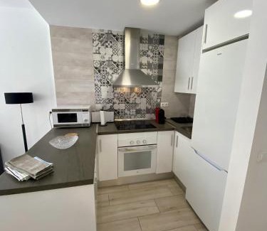 Torreblanca Apartamento | Piso en el Paseo Marítimo Fuengirola