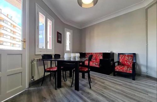 Ourense Apartamento | Piso Estacion Tren Bus Termas muy luminoso