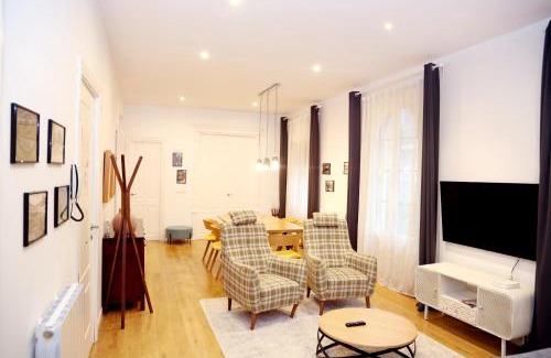 San Francisco Apartamento | PISO EXCLUSIVO FRENTE AL CASCO VIEJO CON PARKING GRATIs