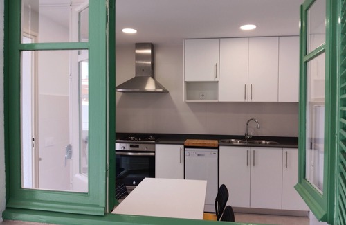 Malgrat de Mar Apartamento | Piso ideal para pasar unos días en pareja, amigos, familia. Cerca de la playa.