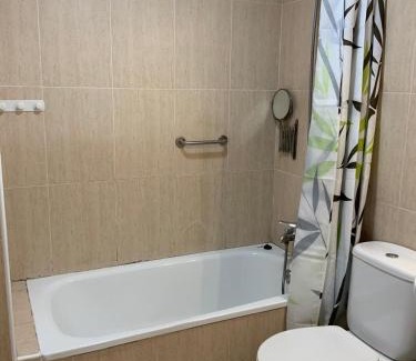 Saron Apartamento | Piso los Rosales